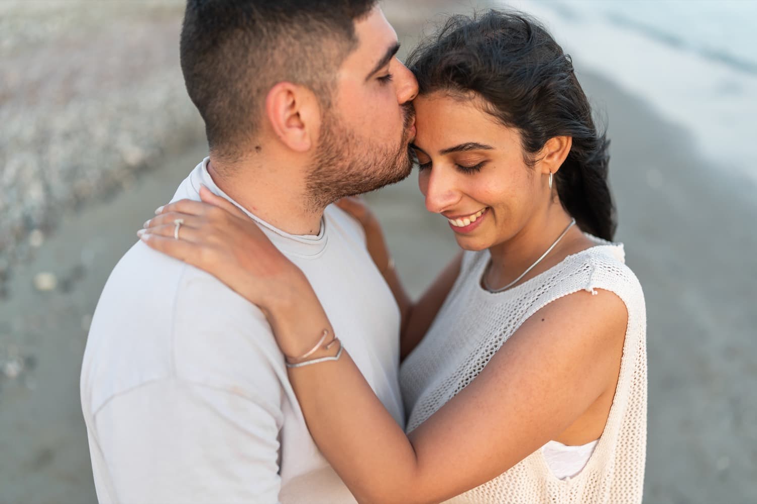 Red Rose Hearts proposal in Cyprus — photo 6